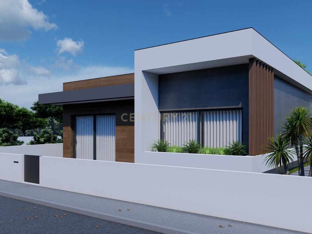Moradia térrea em construção com piscina – Valadares, Corroios - Image 3