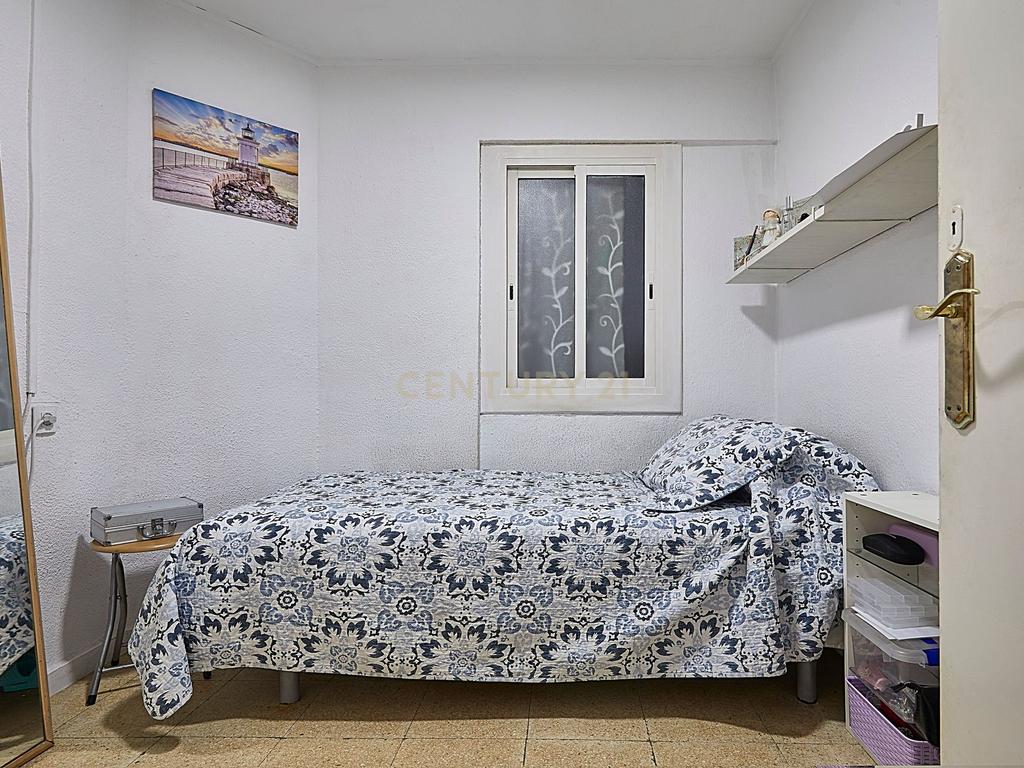  - Image 16