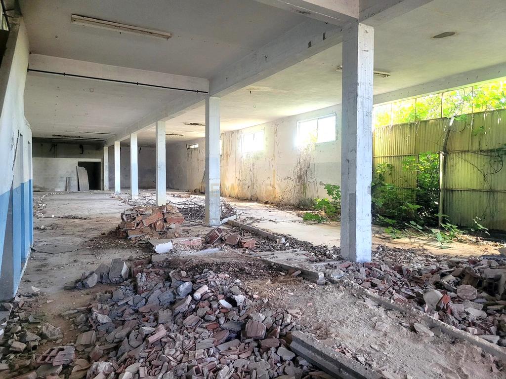 Armazém Industrial para Venda em Coz, Alcobaça com 2.300m² - Image 15