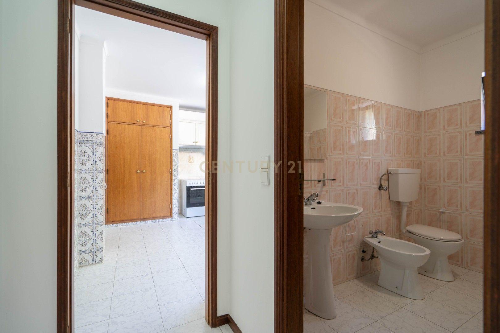 Fotografia 7 de Apartamento T0, em Santa Clara, Coimbra - Oportunidade Única!
