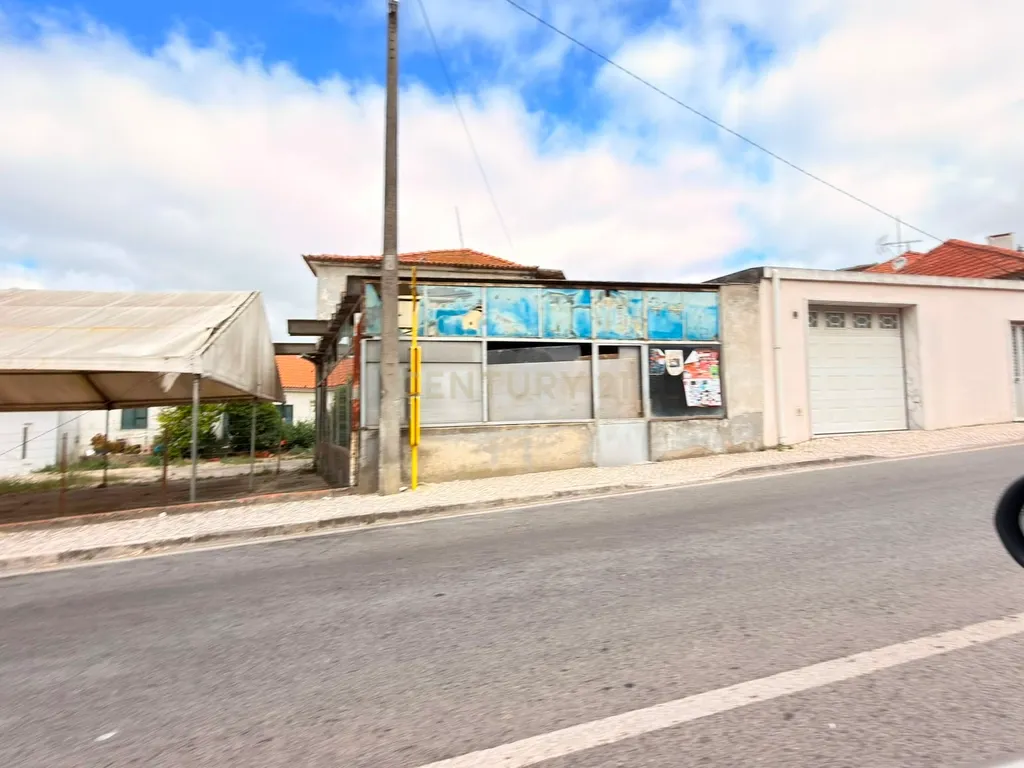 TERRENO URBANO COM 2.000M2- EXCELENTE OPORTUNIDADE DE INVESTIMENTO - Image 9