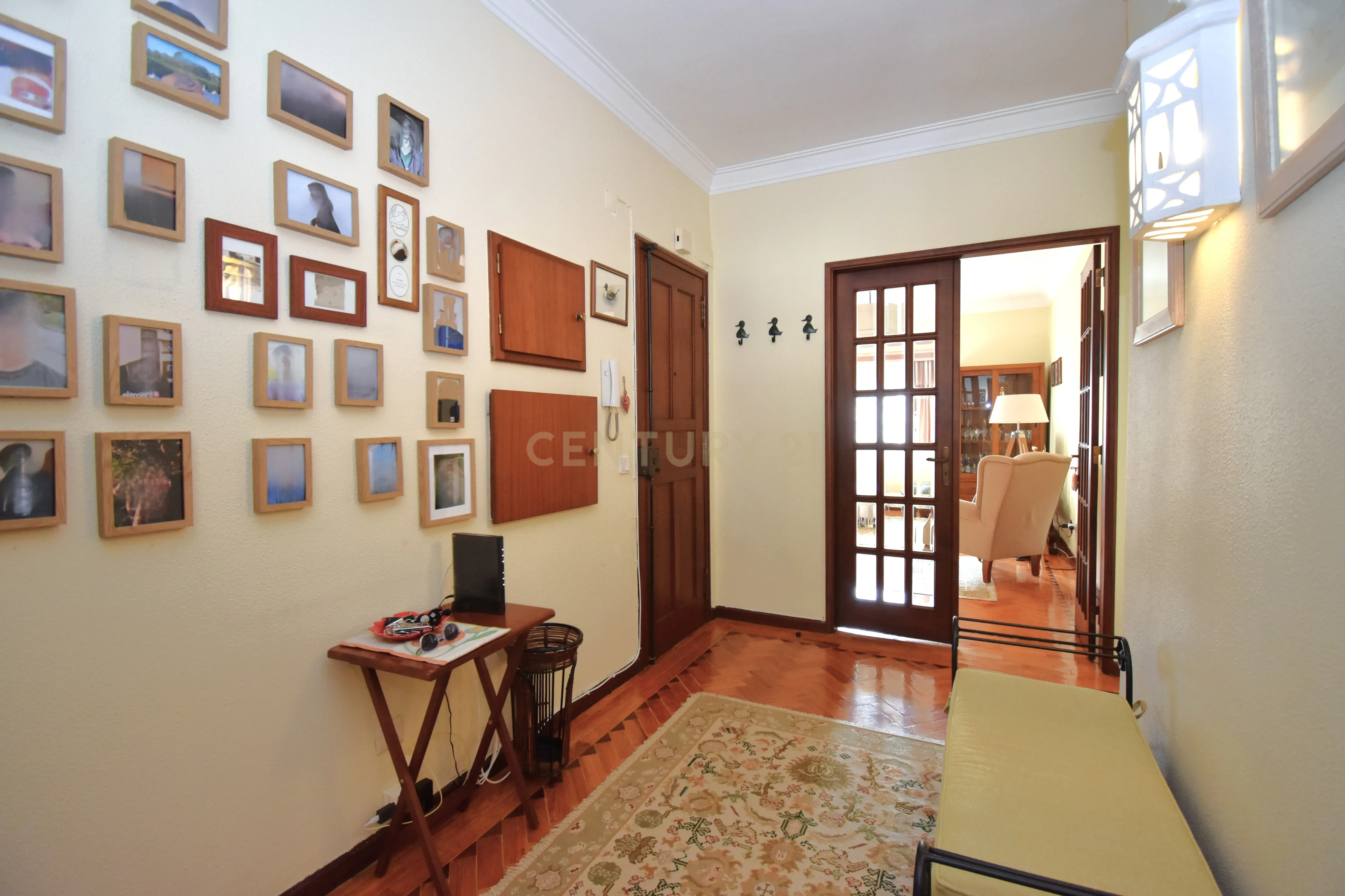 Fotografia 5 de O Refúgio Perfeito entre o Mar e a Cidade. Apartamento T3 parcilmente renovado na Costa da Caparica