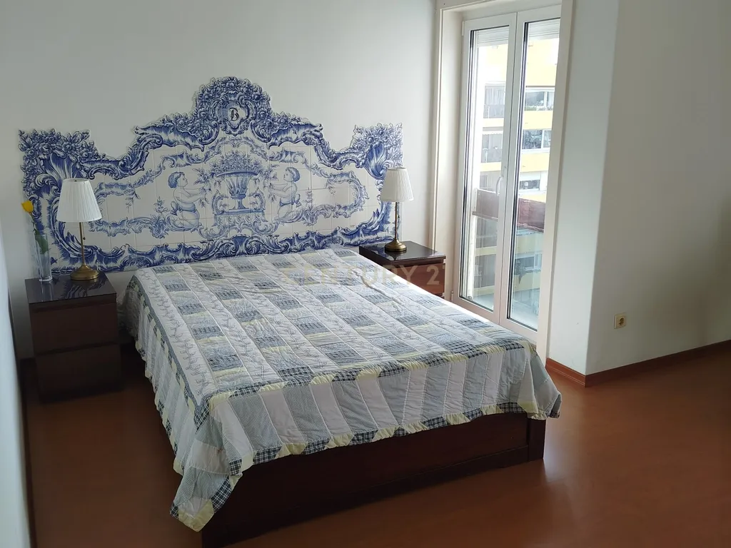 Apartamento T2 Mobilado com Vista Mar e parqueamento 1 carro - Image 17