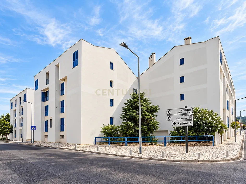 Duplex T4 em Quinta do Anjo, Palmela - 170m² com Varanda, Terraço e Garagem - Image 39