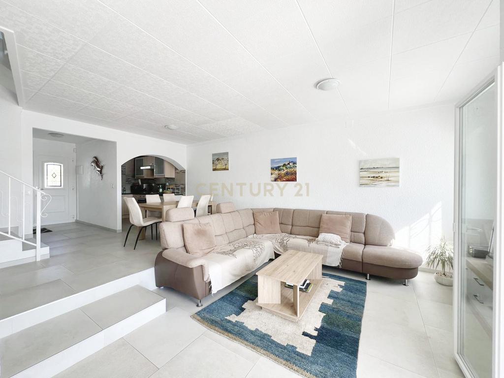 Luxuosa Moradia com Vista Panorâmica em Girona, Cataluña - Image 12