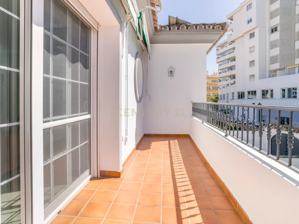 Moradia isolada com piscina privada em Sohail, Fuengirola - Image 19