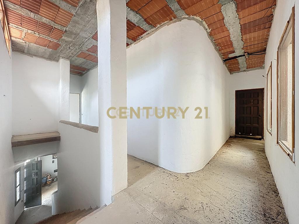 Grande casa de 9 quartos com piscina em El Acebuchal, ideal para um B&B ou retiro rural - Image 7