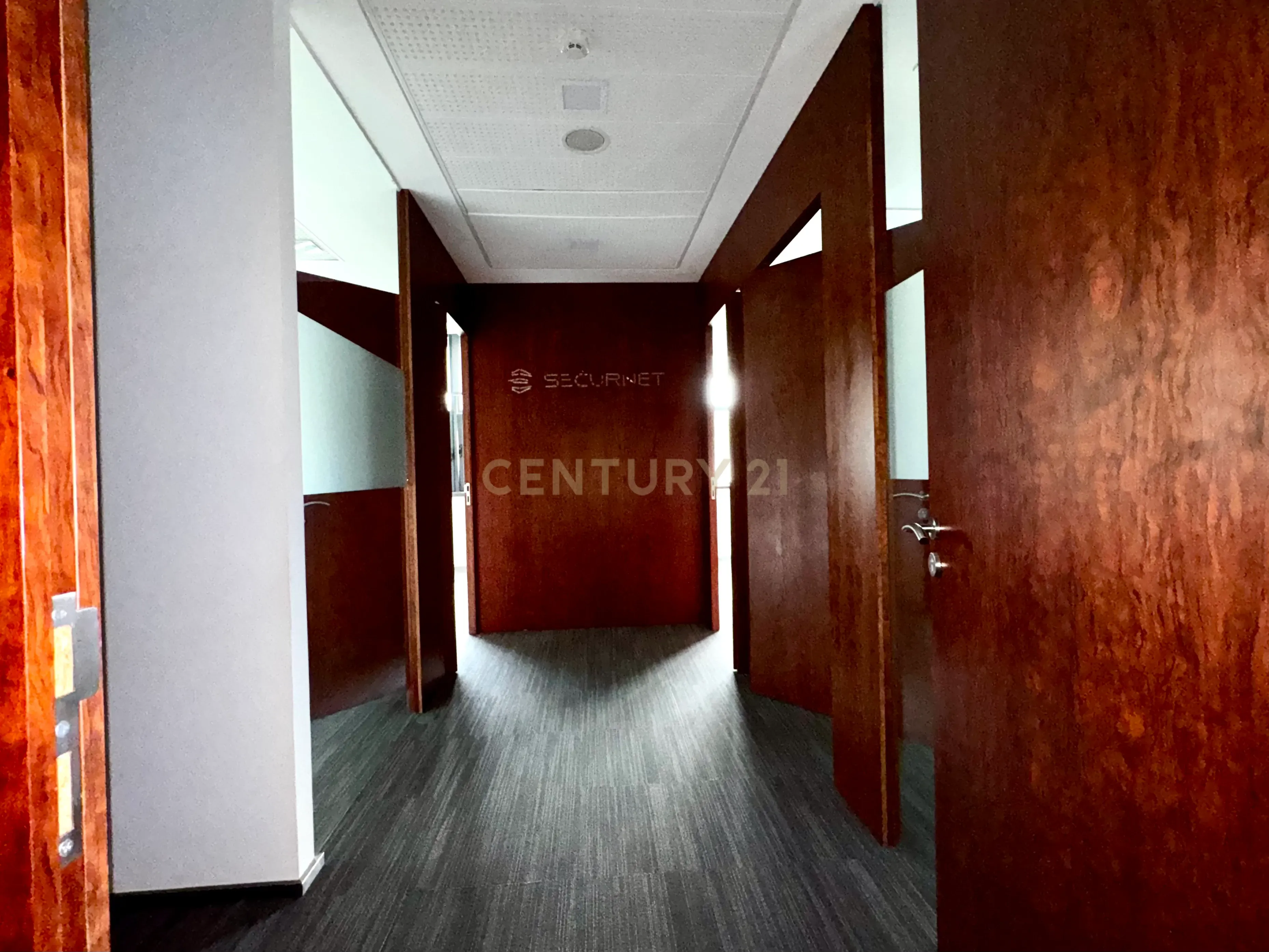 Escritório para Arrendamento no Pólo Técnico de Telheiras – 251 m² | 6 Salas | 5 Estacionamentos - Image 14