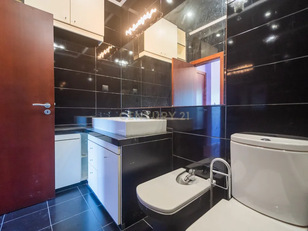 T2 de Charme na Portela de Sintra | Suite, Varandas e Vista Panorâmica - Image 24