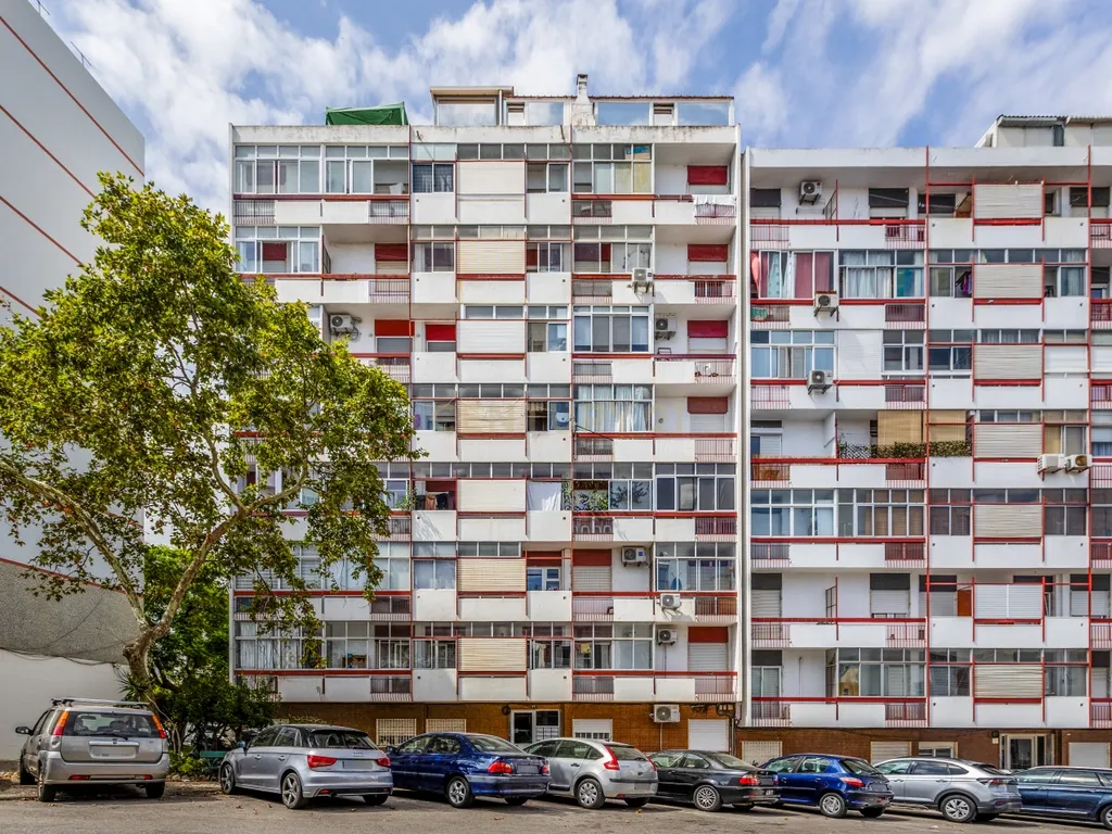 Apartamento T3 no Centro de Faro - Image 19