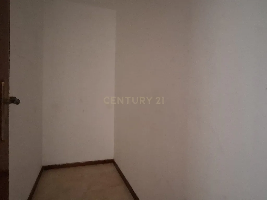 Apartamento T2 - Tapada das Mercês - Image 12