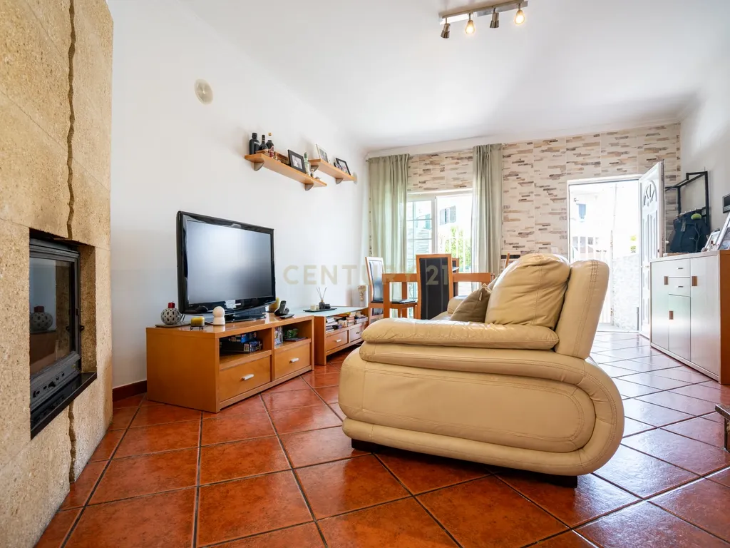 Moradia T3 em Quinta do Conde, Sesimbra - Oportunidade Única - Image 26