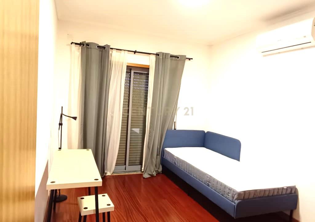 Excelente apartamento T3 - Com Parqueamento - MOBILADO - Image 18