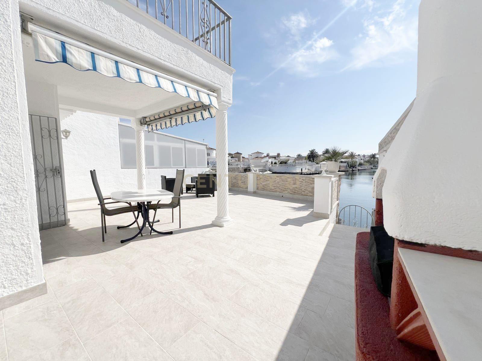 Luxuosa Moradia com Vista Panorâmica em Girona, Cataluña - Image 6