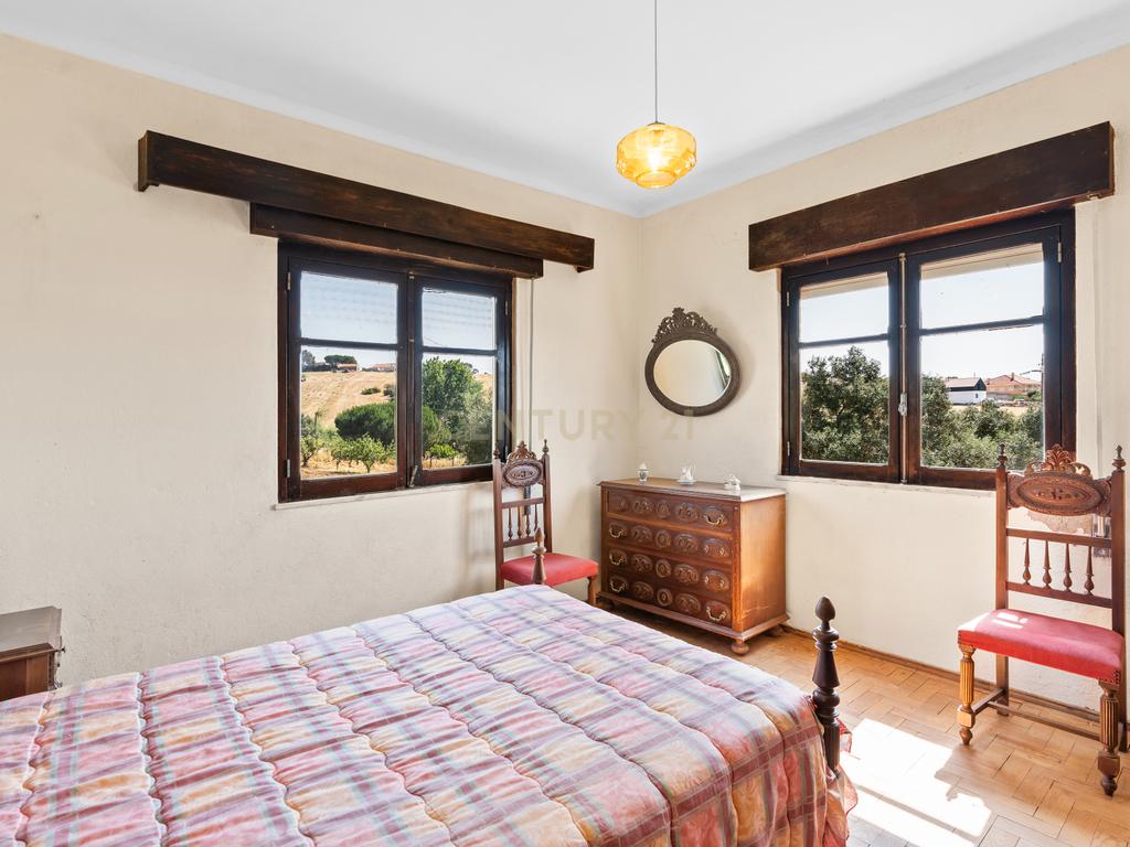 Quinta com 9320m2 em São João dos Montes (Alhandra) - Image 28
