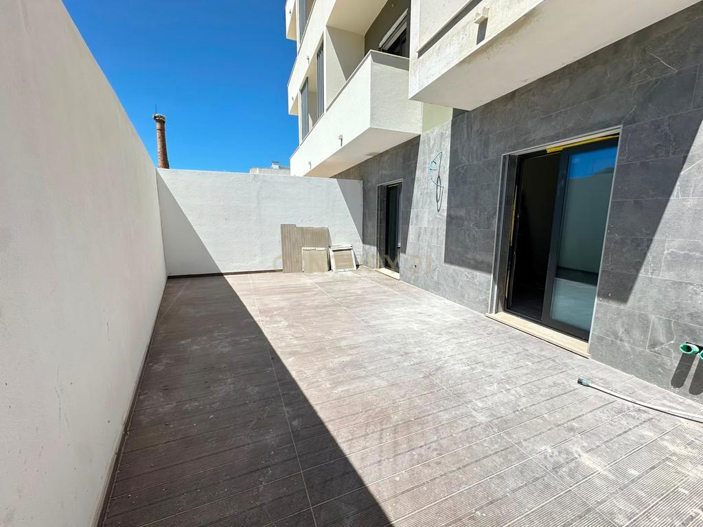 T2 NOVO EM OLHÃO | LOGRADOURO PRIVADO | CEDÊNCIA DE POSIÇÃO - Image 13