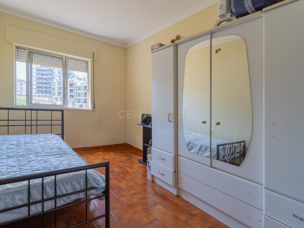 Apartamento T3 no Feijó - Image 13