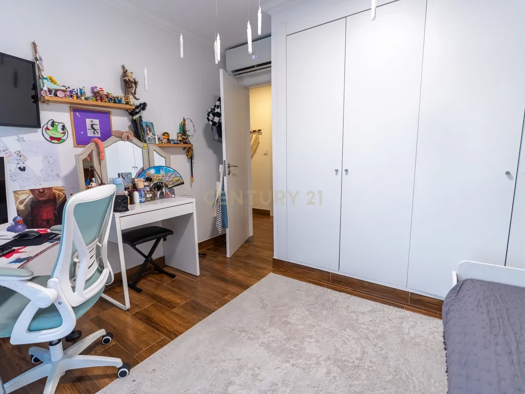 T3+1 Duplex com Terraço de 61 m² e 2 Lugares de Estacionamento | Alhandra - Image 8