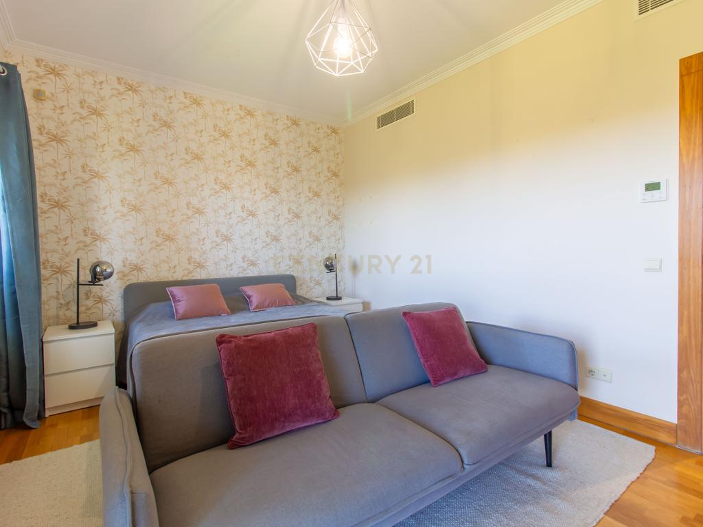 Apartamento T2 para arrendar - Belas Clube de Campo - Image 15