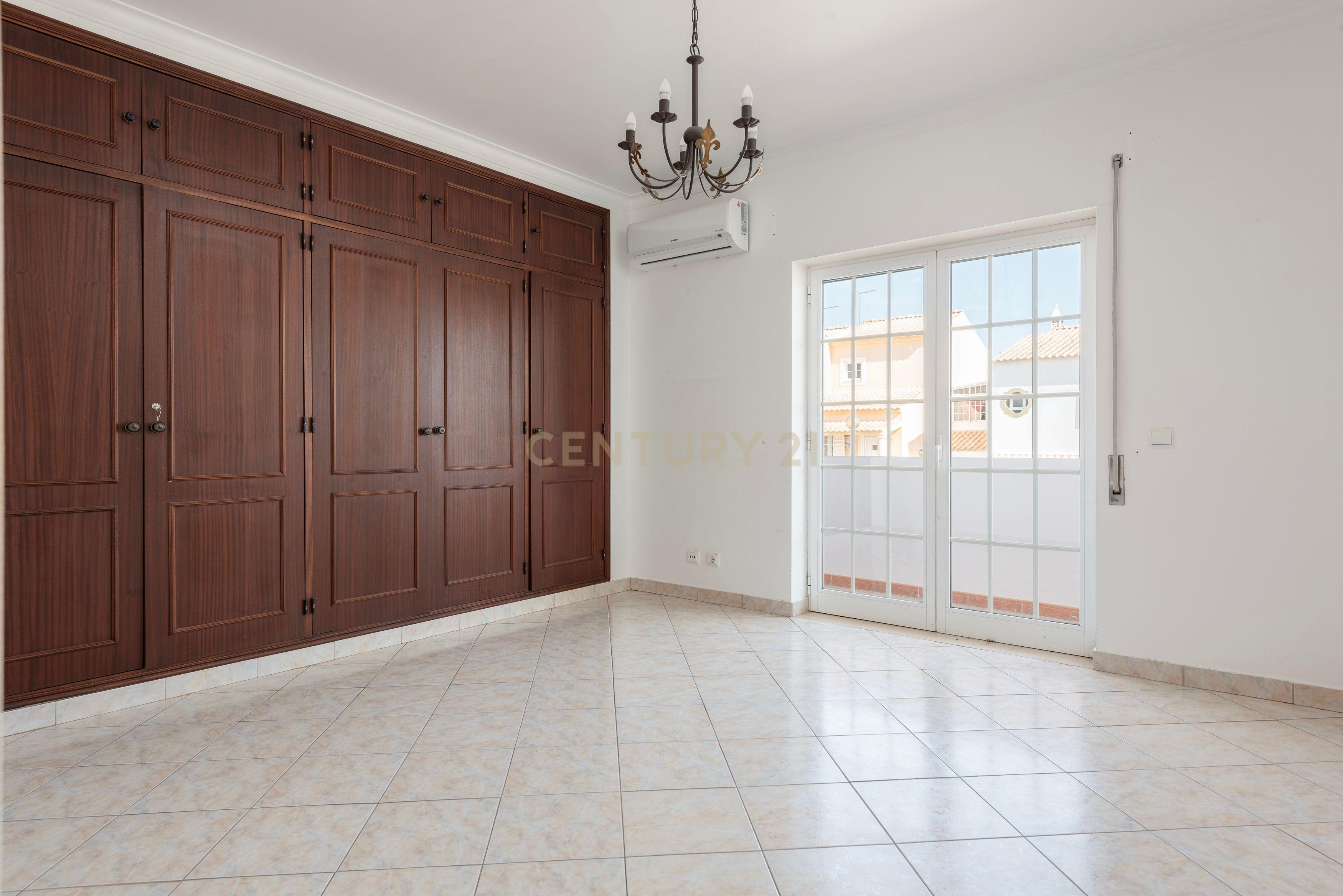 MORADIA T4 ALGOZ - VALE VERDINHO - Image 14
