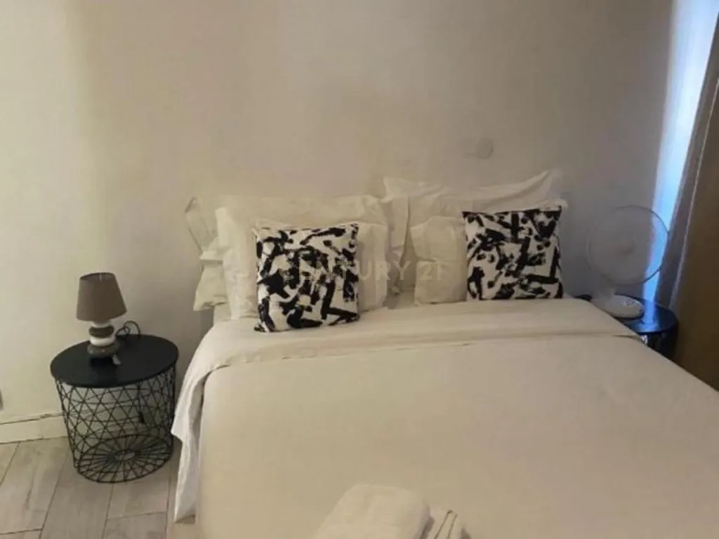 Apartamento T3 + 1 com Licença de Alojamento Local – Estrela / Campo de Ourique, Lisboa - Image 20