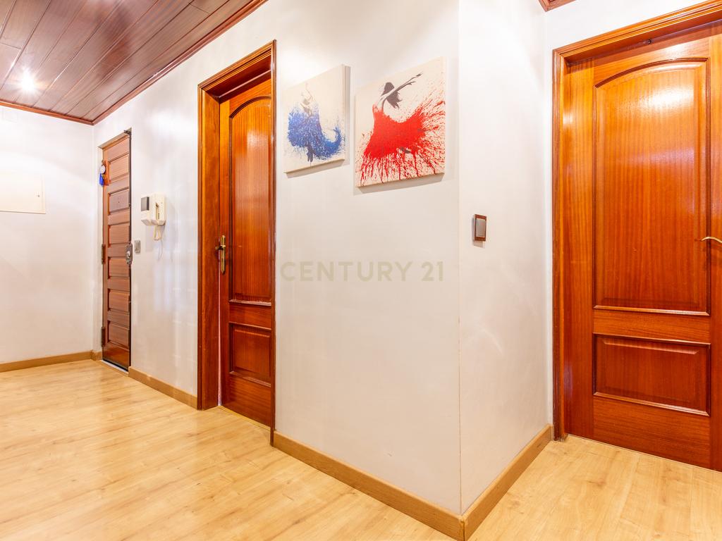 Apartamento T2 na Quinta do Conde - Image 5
