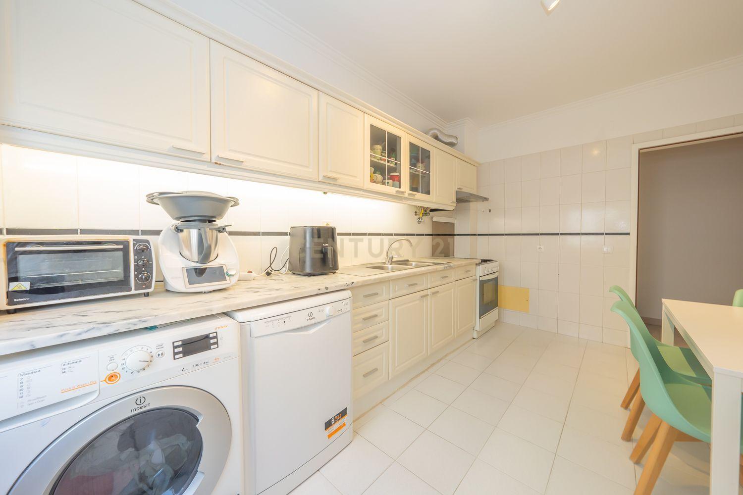 Fotografia 8 de Apartamento T2 nas Amoreiras/Bairro do Liceu, em Setúbal