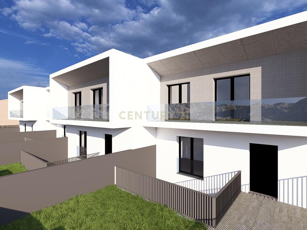 Terreno com Projeto Aprovado para 5 Moradias | Chanerca, Pombal - Image 2