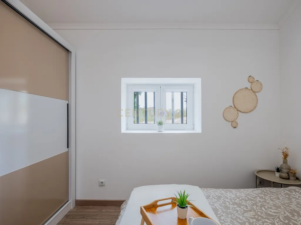 Moradia T3 com Entrada Independente para T1 – À Venda em Freiria, Sobral de Monte Agraço - Image 15