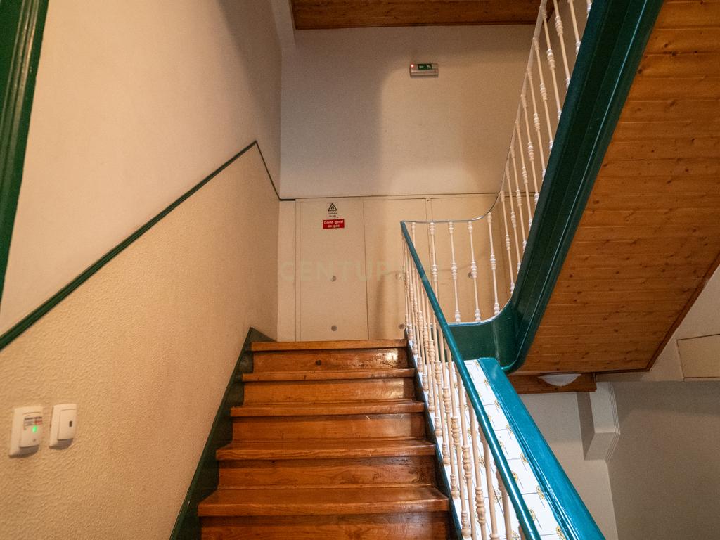Apartamento T5 em Arroios: mais espaço, mais conforto e mais Família! - Image 7