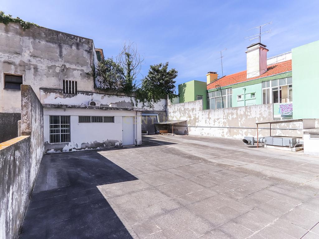 Serviços ou Habitação na Estefânia - Image 2