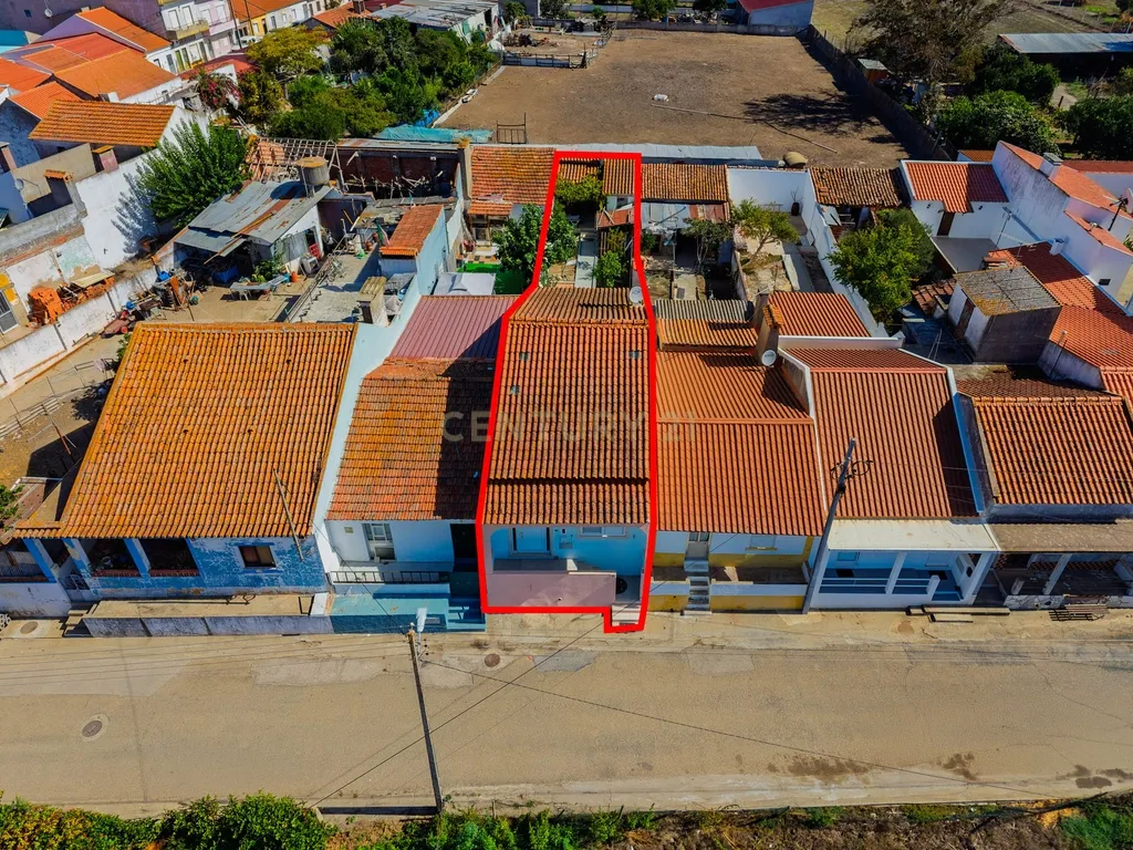 Moradia T3 com Quintal e Churrasqueira em Pombalinho, Santarém - Image 38