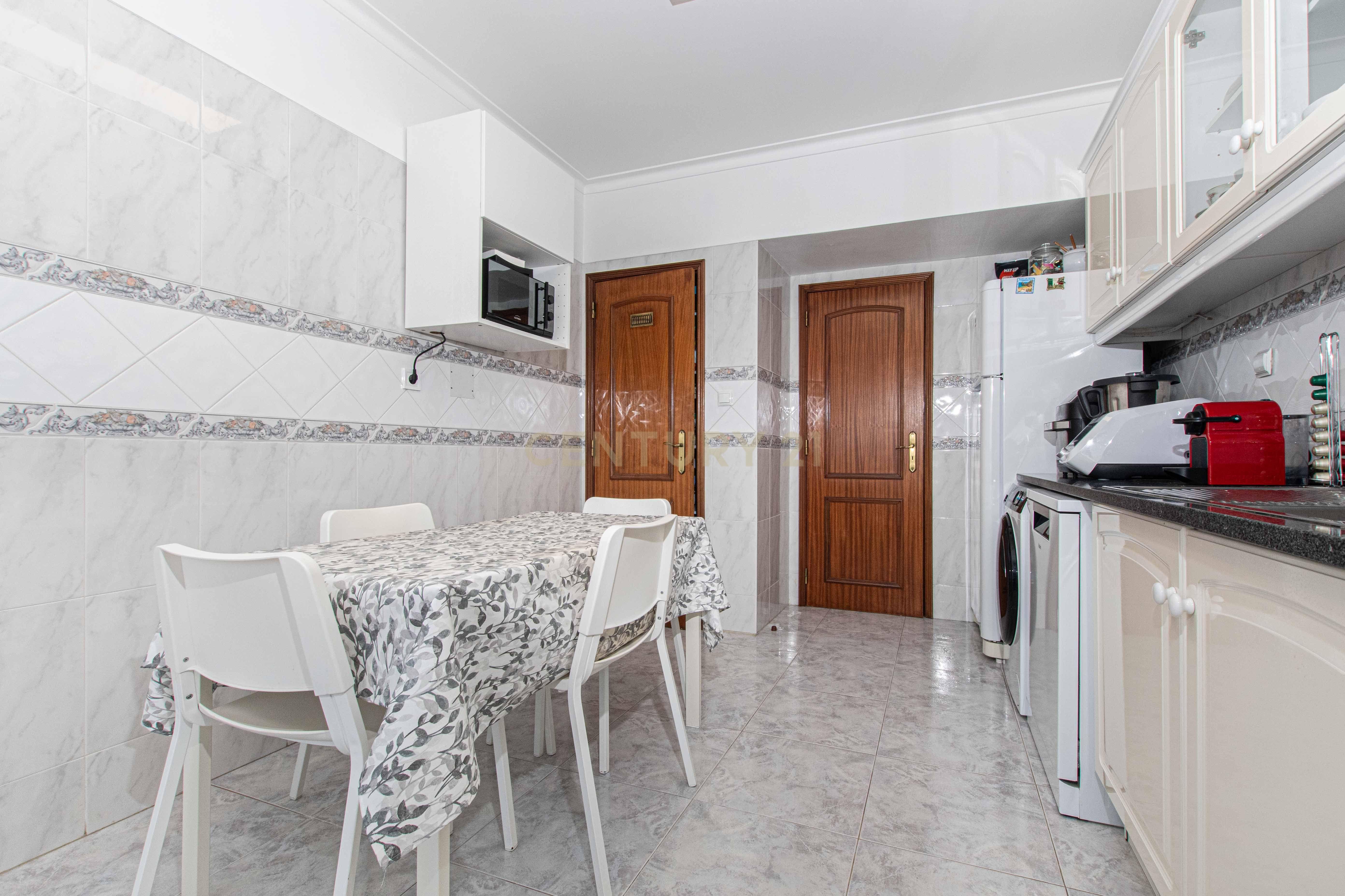 Fotografia 5 de Apartamento T2 | Carregado