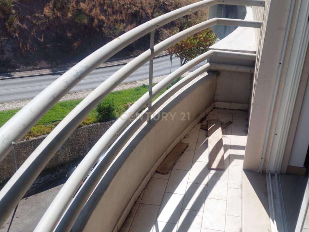 Apartamento Moderno na Ramada para Arrendamento - Image 9