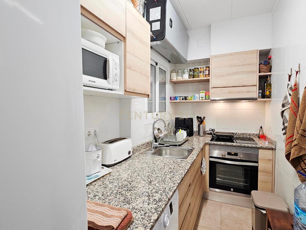 Apartamento renovado com terraço a poucos passos da praia em Colera – Costa Brava - Image 7