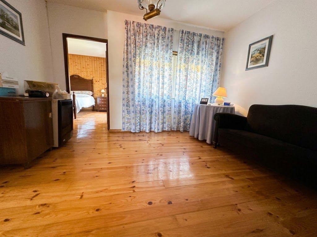 Fotografia 10 de Casa T3 "Pronta a Entrar" em Covelo do Gerês | O Seu Refúgio ao Preço de Saldo