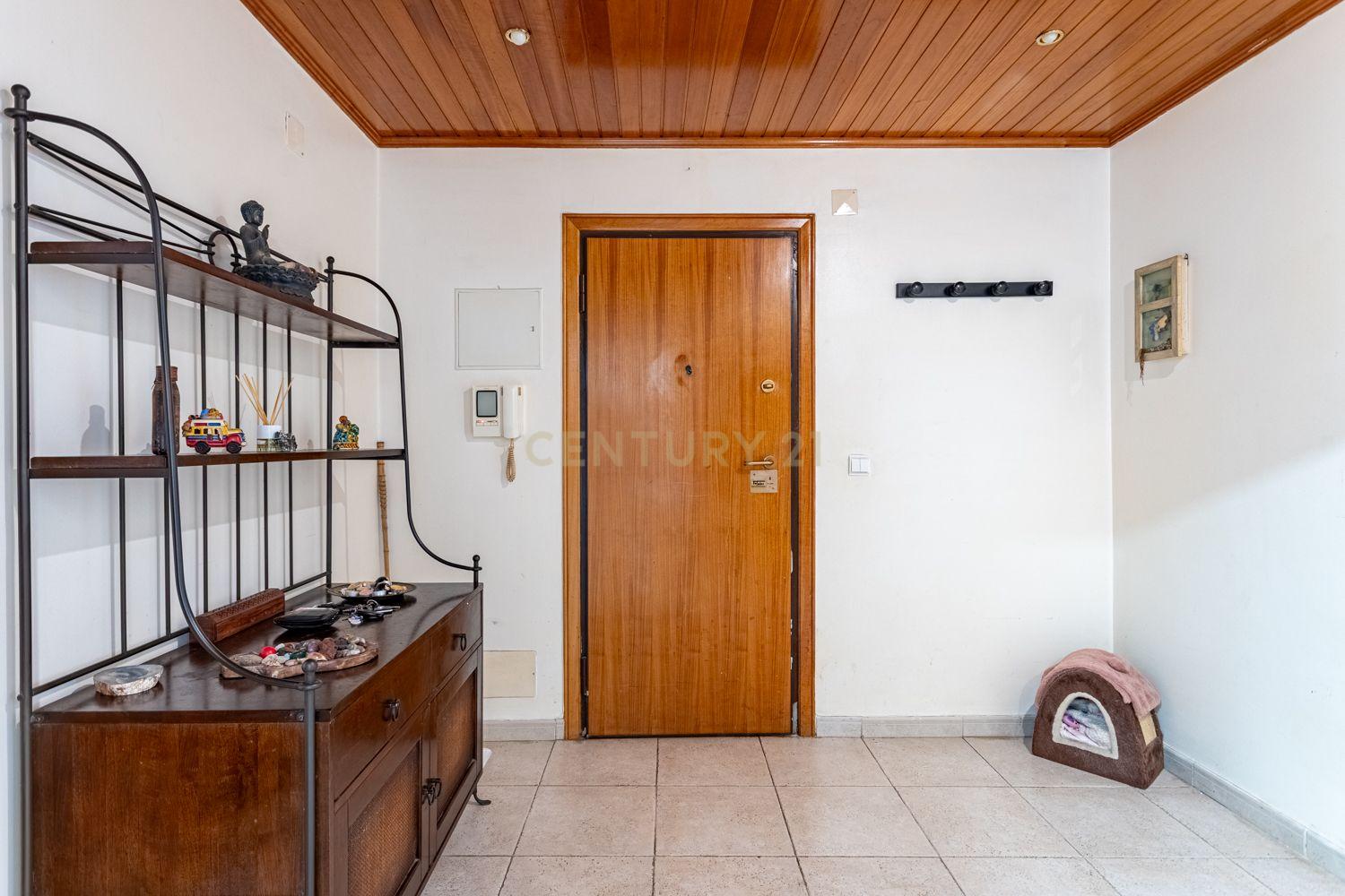 Fotografia 2 de Exclusivo T3+2 Duplex na Urbanização da Cavaleira | 205 m² de Área Total | Parqueamento