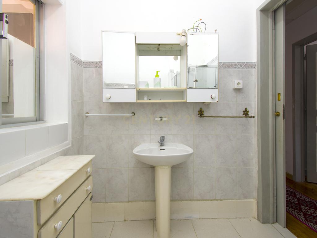 Apartamento T3 na Amadora - Image 17