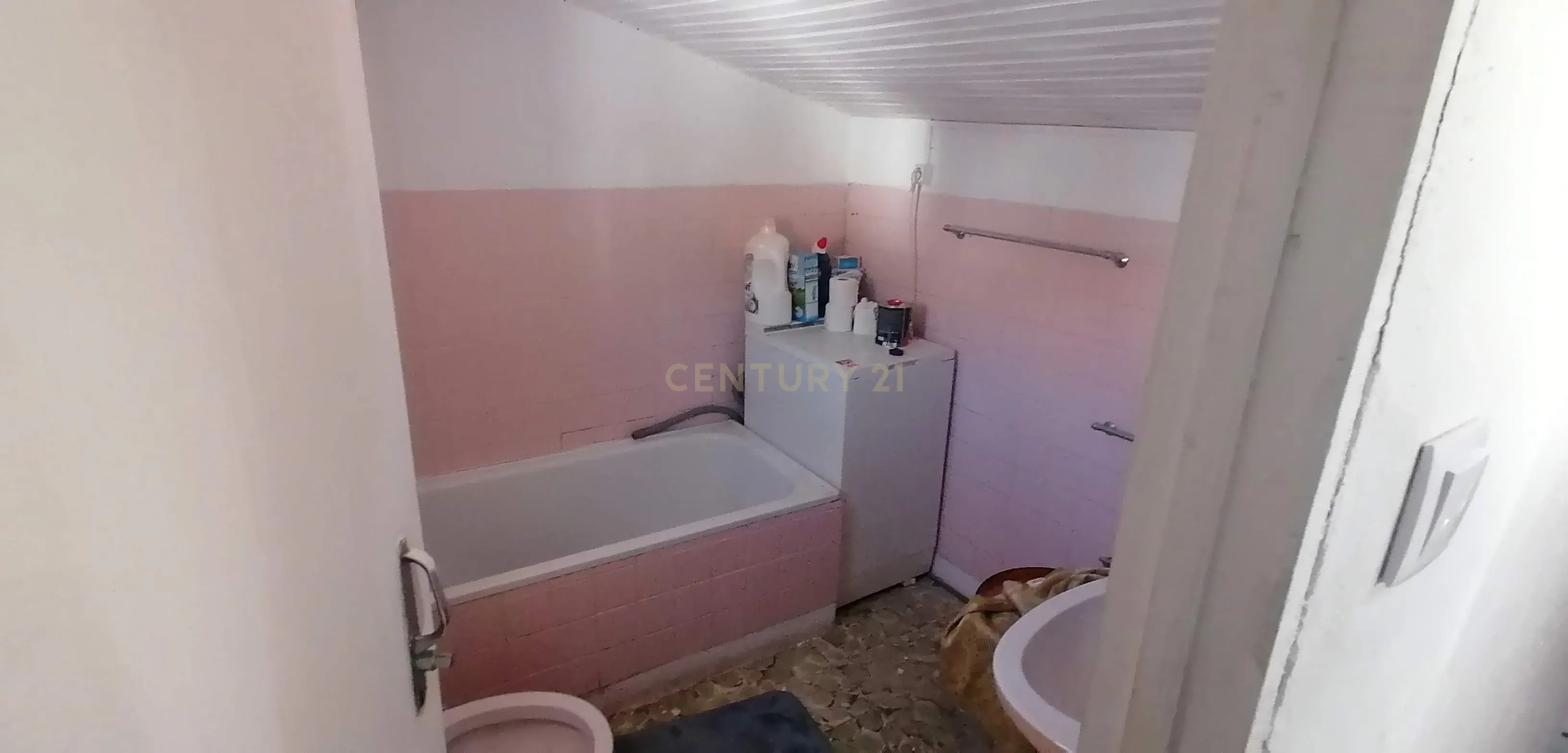 Moradia T2, Alpedrinha - Image 12