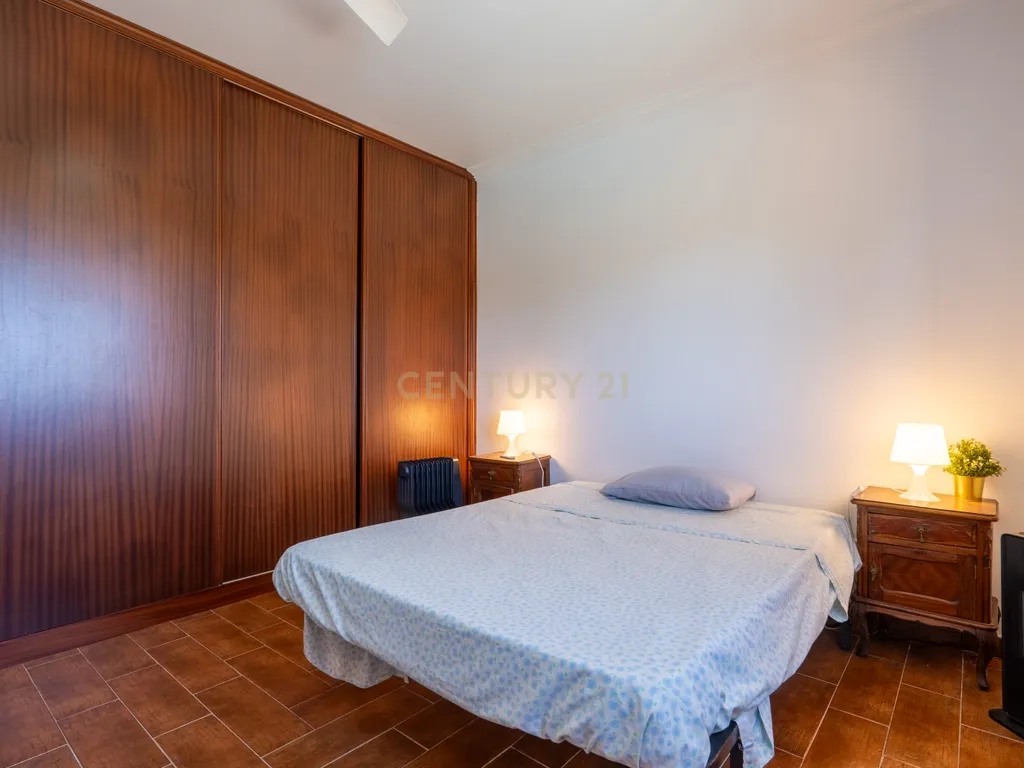 Espaço, Natureza e Tranquilidade: Moradia T6 em Cabril - Image 47