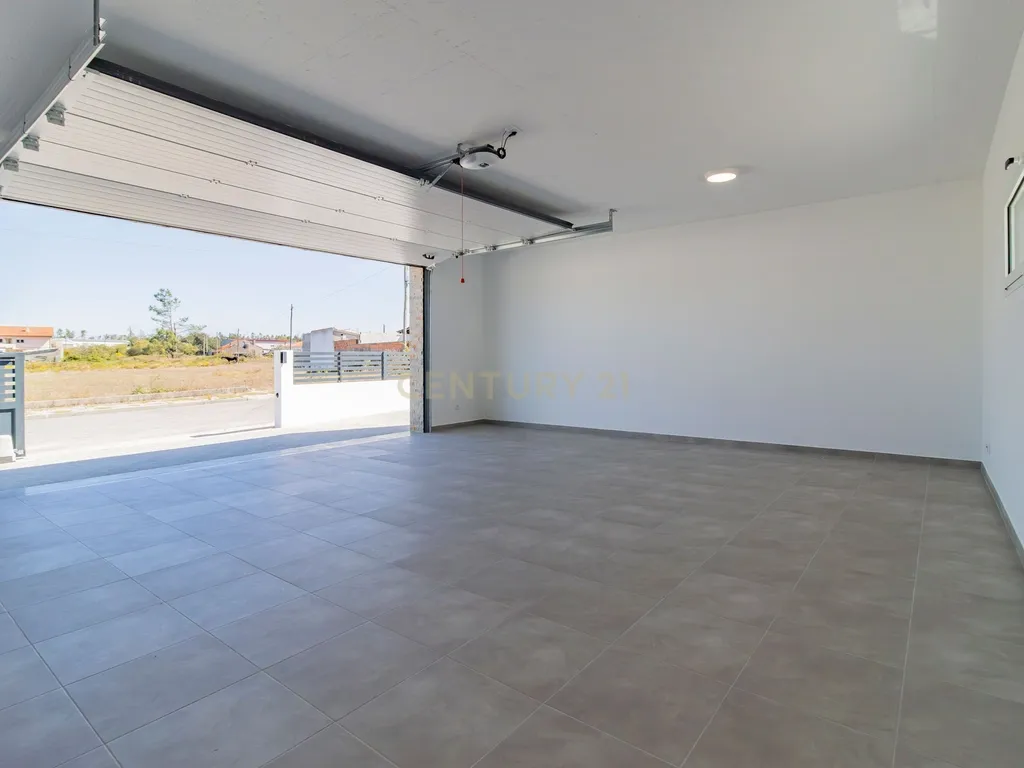 Excelente Moradia T3 Térrea NOVA - Image 26