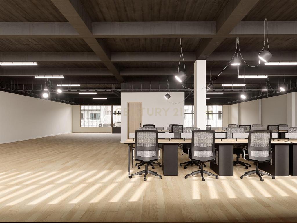 Escritórios e Armazéns com 2210 m2 e acesso para veículos no Prior Velho - Image 1