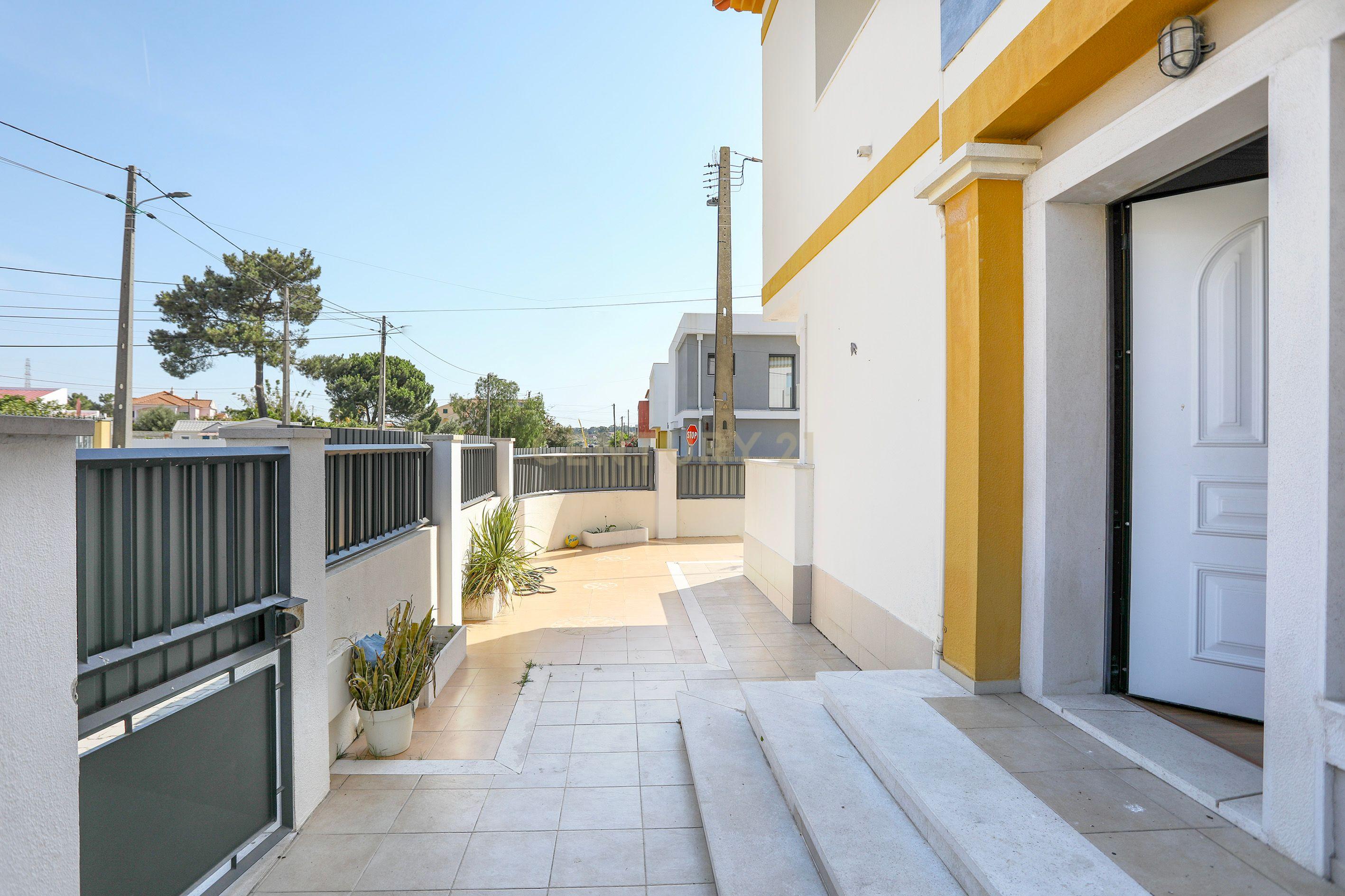 Moradia T3 à venda em Fernão Ferro, Seixal — foto 31