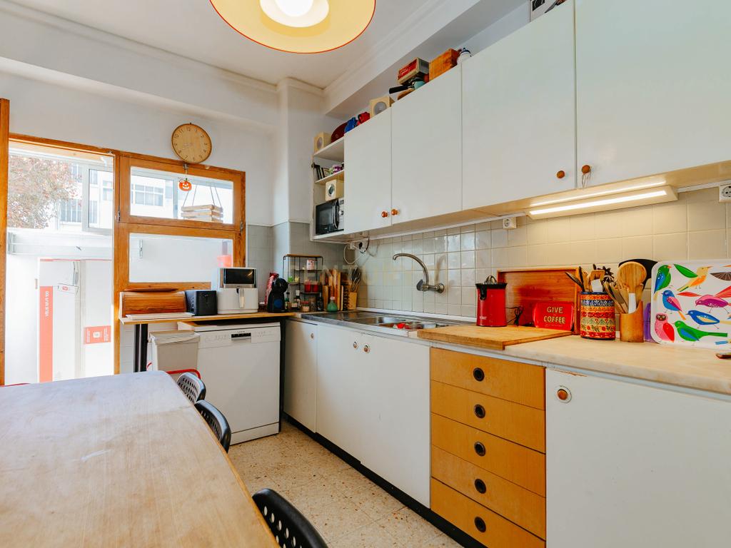 Apartamento T3 à Venda – Olivais, Rua Cidade da Beira - Image 18