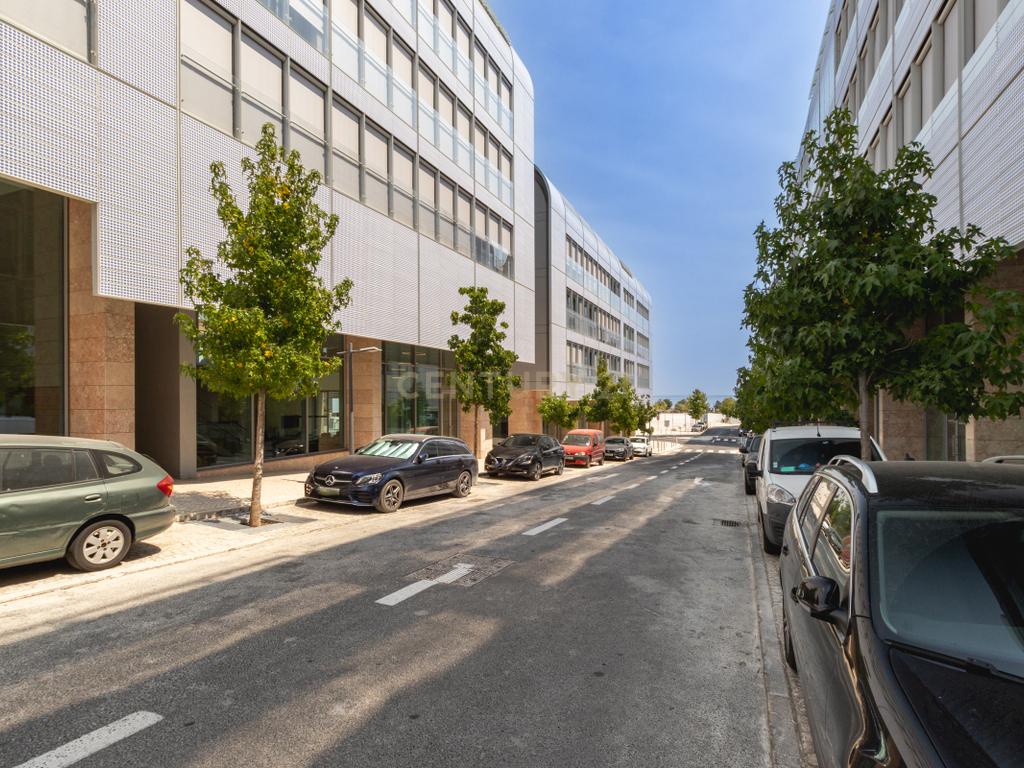 Exclusivo Apartamento T1 – Riverside/Prata Living, Marvila  - Image 3