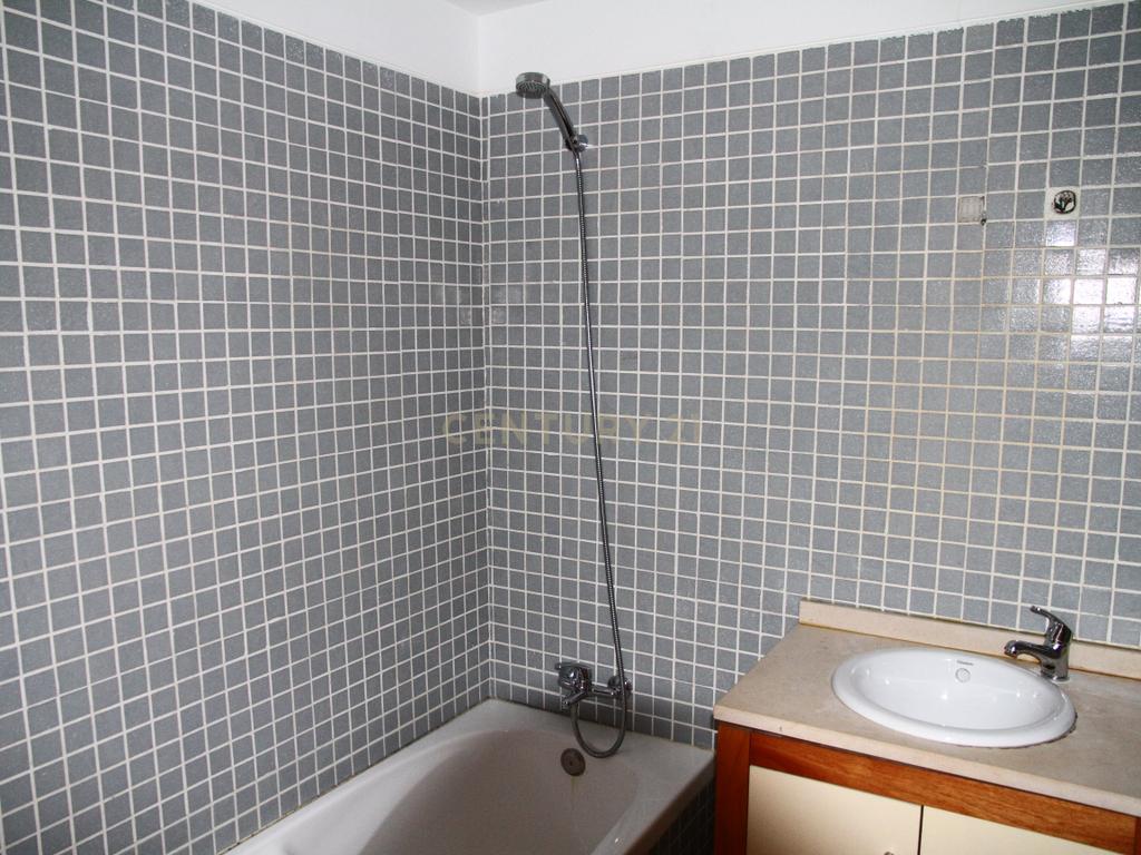 Apartamento T3 com Garagem e Arrumos, Moreira da Maia, Maia - Image 21