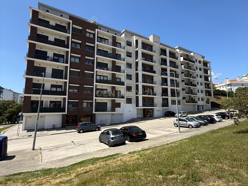 T3 c/Arrecadação e Parqueamento - Torre da Marinha - Image 23