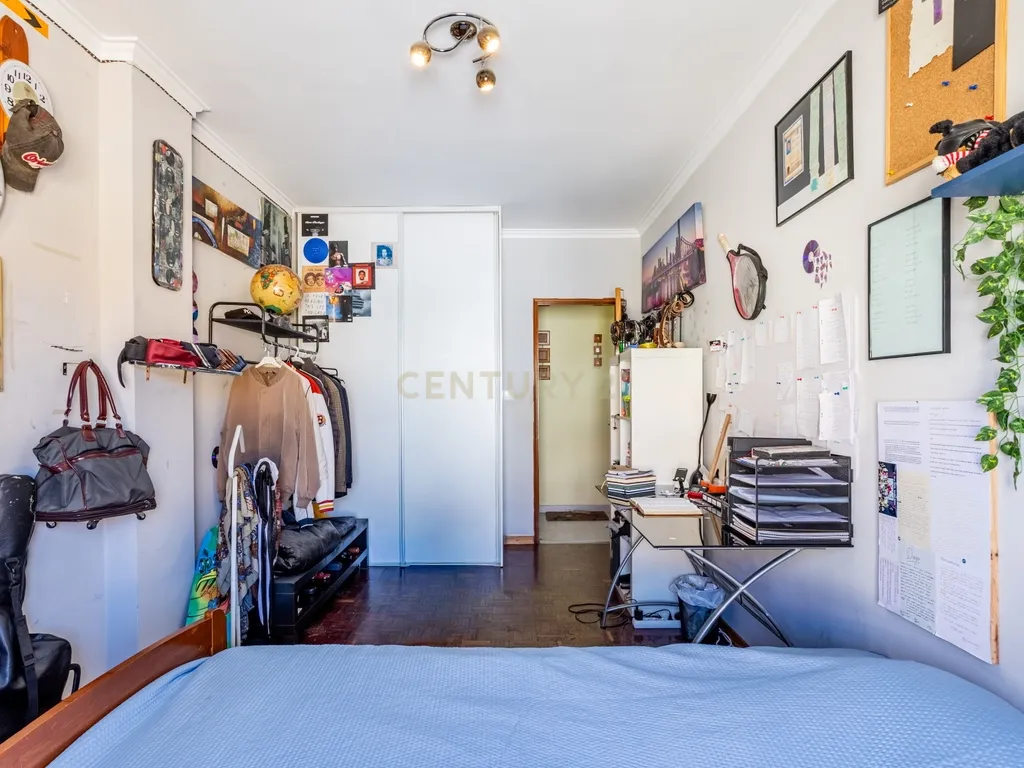 T3 Espaçoso em Excelente Localização- Quinta do Conde - Image 25