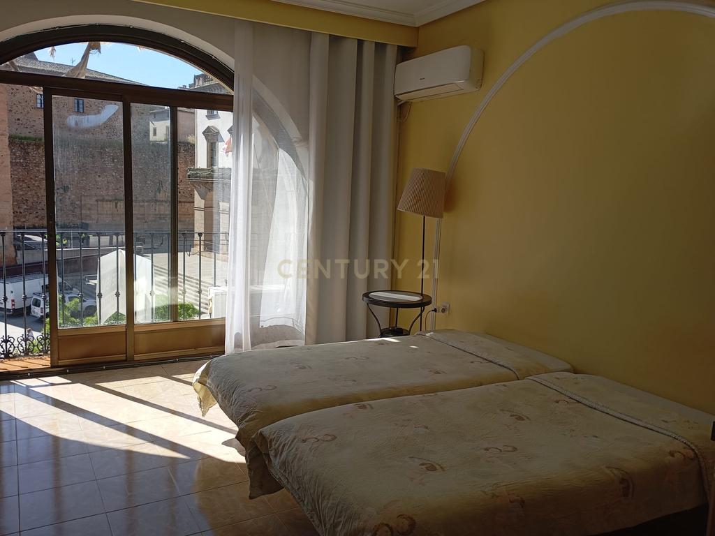 Apartamento Espetacular em Cáceres com Vista e Varandas - Image 25