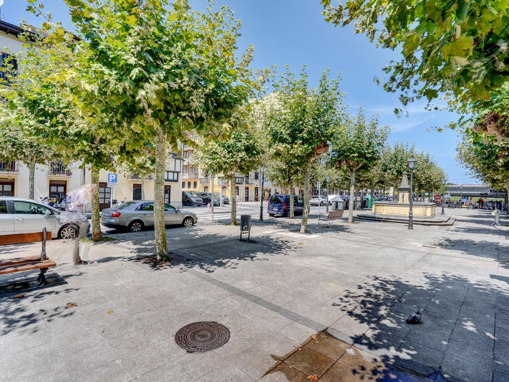 Espaço Comercial em Localização Privilegiada - 90m² em Gipuzkoa - Image 9